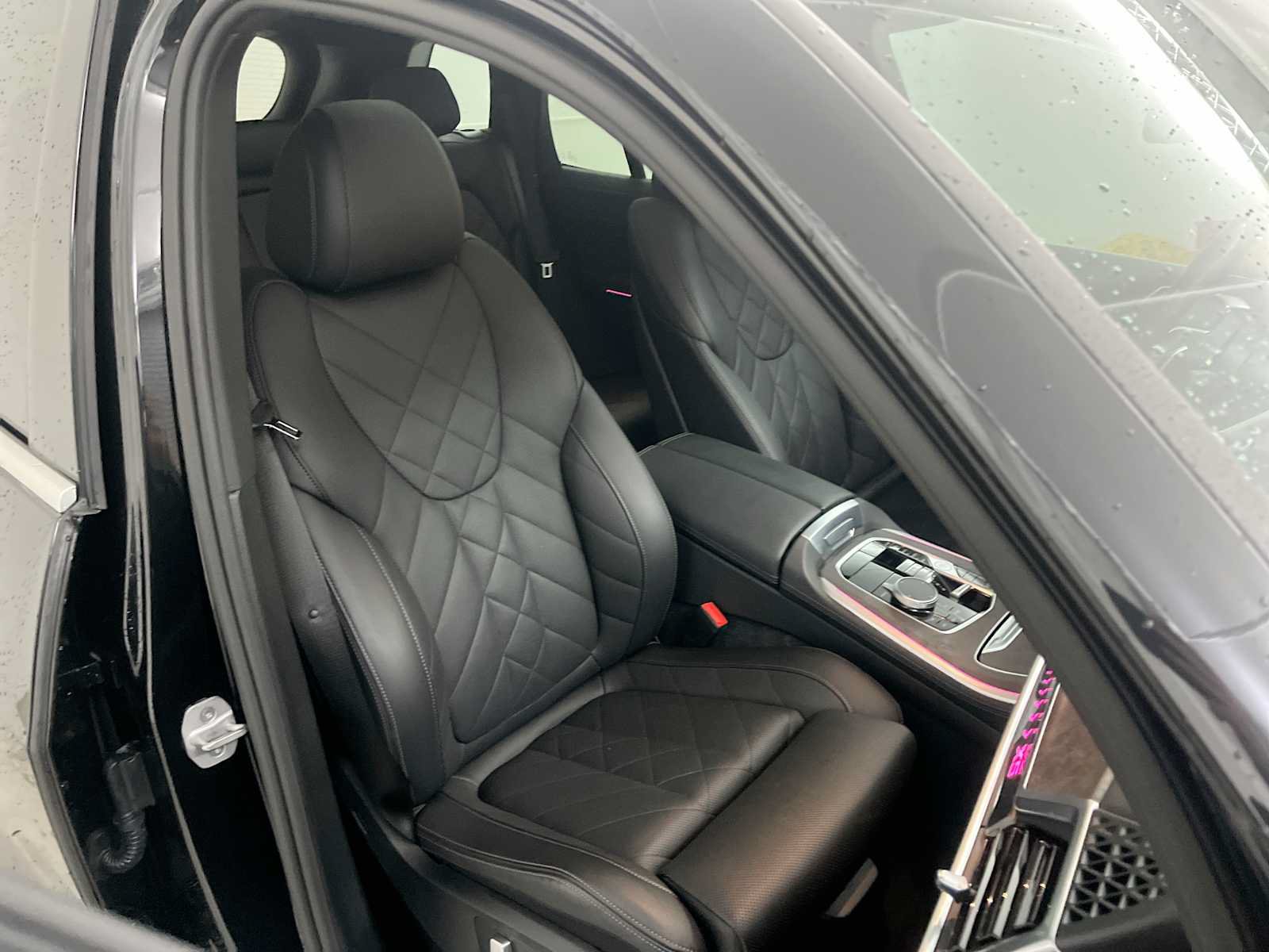 Used 2024 BMW X5 xDrive40i w/ Premium Package AWD/4WD image 32