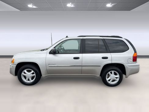 Used 2006 GMC Envoy SLE image 2