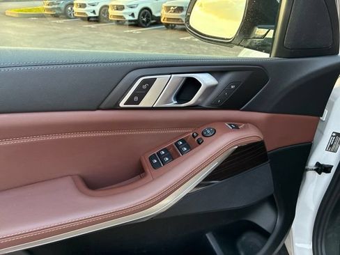 Used 2020 BMW X5 xDrive40i w/ Convenience Package AWD/4WD image 15