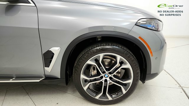 Used 2025 BMW X5 sDrive40i w/ Parking Assistance Package RWD image 21