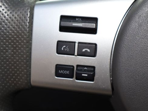 Used 2017 Nissan Frontier SV image 11