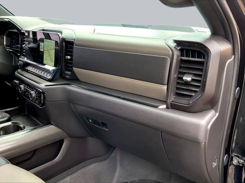 Used 2024 Chevrolet Silverado 1500 ZR2 w/ Technology Package AWD/4WD image 19