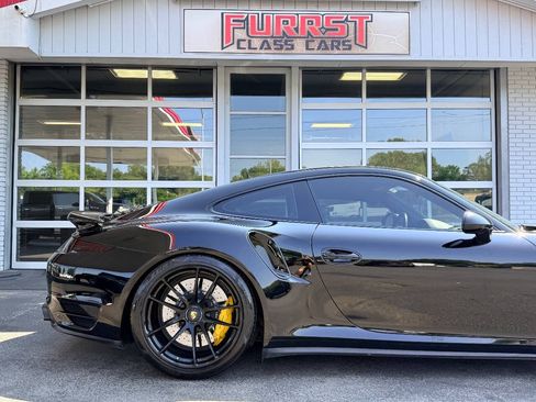 Used 2014 Porsche 911 Turbo S AWD/4WD image 9