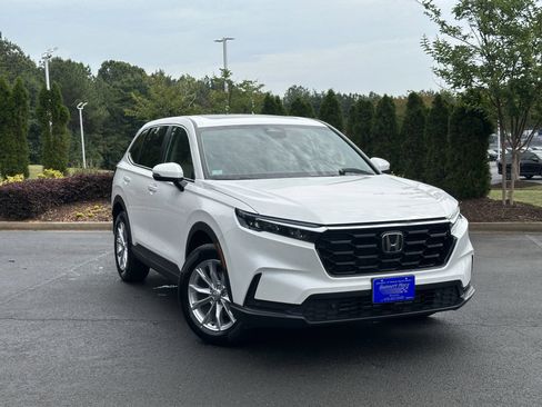 Used 2024 Honda CR-V EX-L image 2