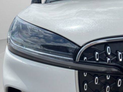 Used 2025 Lincoln Aviator Reserve w/ Luxury Package RWD image 9
