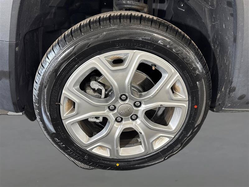 Used 2019 Jeep Renegade Limited AWD/4WD image 23