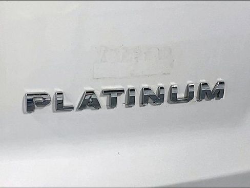Used 2017 Ford Explorer Platinum AWD/4WD image 23