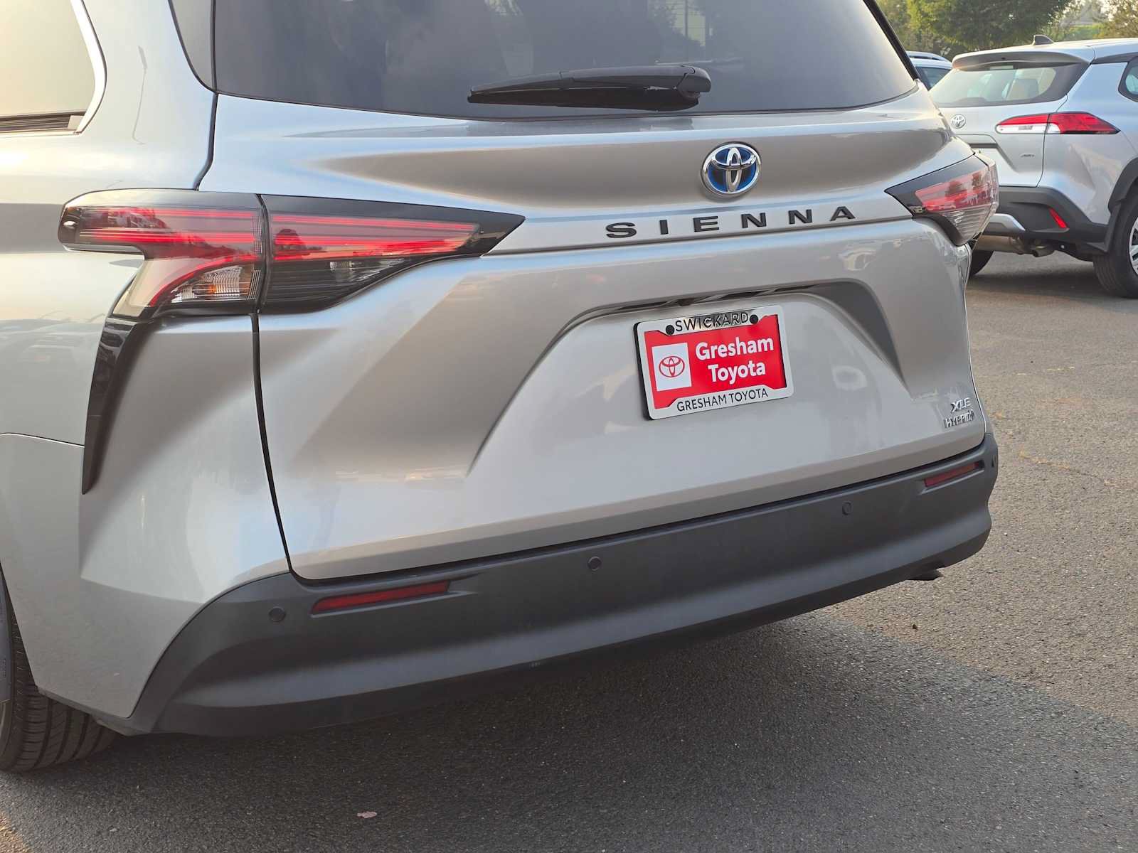 Certified 2021 Toyota Sienna XLE FWD image 16