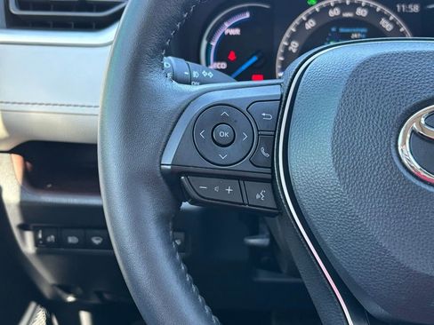 Used 2022 Toyota RAV4 Limited image 20