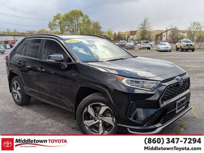 Used 2021 Toyota RAV4 SE w/ Weather & Moonroof Package
