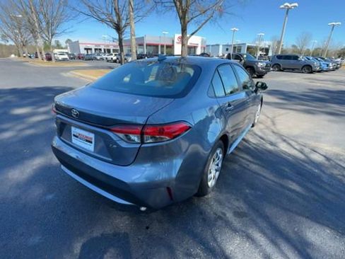 Used 2021 Toyota Corolla LE image 14