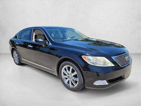 Used 2009 Lexus LS 460 RWD image 3