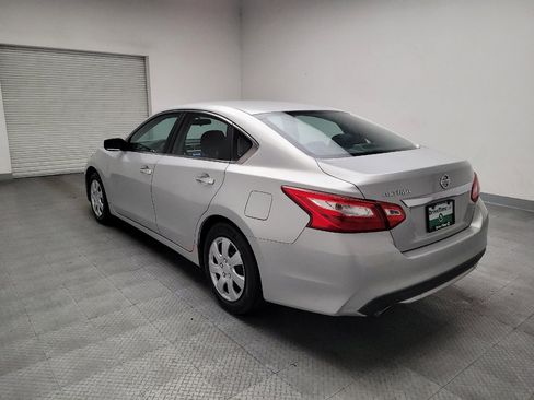 Used 2016 Nissan Altima 2.5 S w/ Power Driver Seat Package FWD image 5