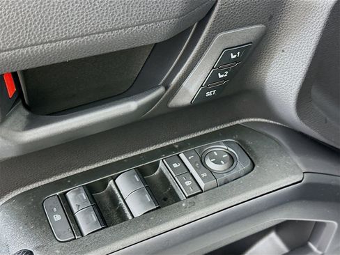 New 2025 Toyota 4Runner TRD Off-Road Premium image 18