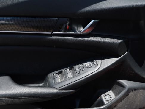 Used 2022 Honda Accord Sport image 21
