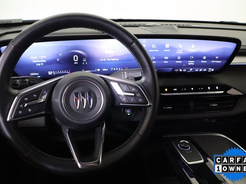 Used 2025 Buick Enclave Preferred FWD image 24