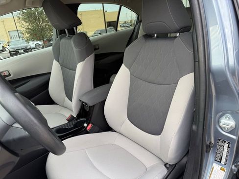 Used 2022 Toyota Corolla LE w/ Carpet Mat Package (TMS) image 13