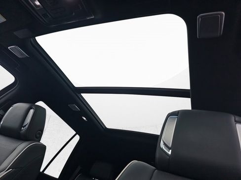 Certified 2023 Cadillac Escalade Sport w/ Touring Package image 33