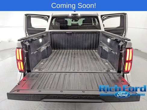 Used 2024 Toyota Tacoma TRD Sport RWD image 18