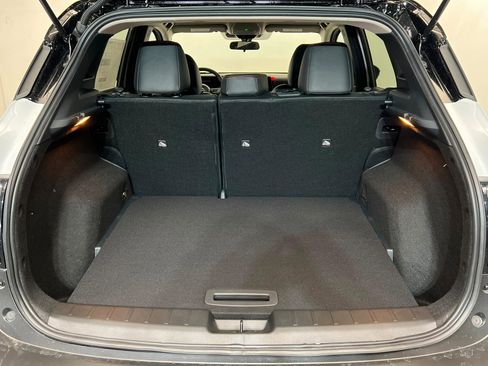 New 2026 Nissan Kicks SR FWD image 22