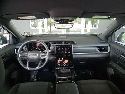 Certified 2026 GMC Terrain Elevation w/ Technology Package II FWD image 20