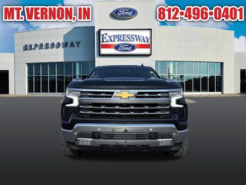 Used 2022 Chevrolet Silverado 1500 LTZ w/ LTZ Convenience Package II AWD/4WD image 10