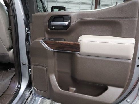 Used 2022 GMC Sierra 1500 SLT w/ SLT Convenience Package RWD image 48