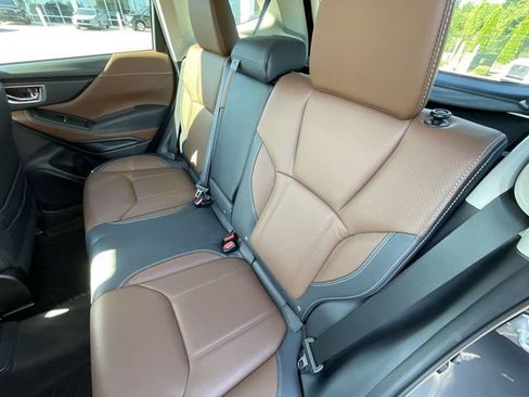 Used 2023 Subaru Forester Touring AWD/4WD image 17