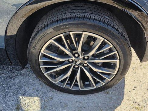 Certified 2025 Cadillac XT4 Sport w/ Cold Weather Package image 12