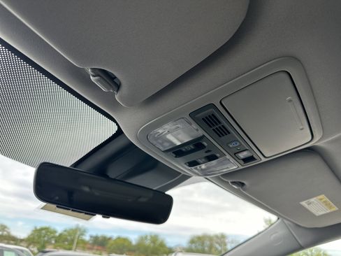 Used 2018 Honda Odyssey Elite image 36