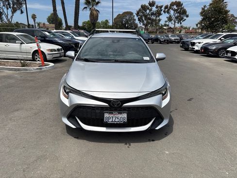 Used 2020 Toyota Corolla SE FWD image 3