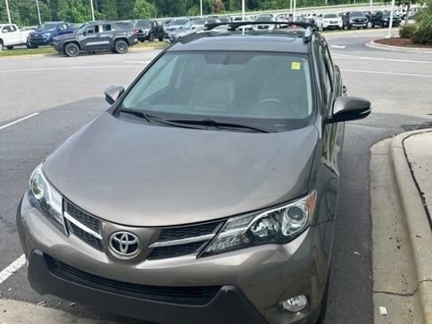 Used 2014 Toyota RAV4 XLE AWD/4WD image 1