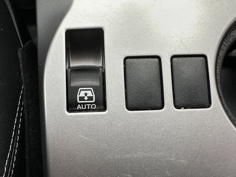 Used 2023 Toyota 4Runner Limited image 25