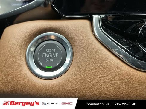 Used 2026 GMC Canyon AT4 w/ Technology Plus Package AWD/4WD image 18