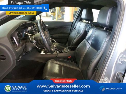 Used 2017 Dodge Charger SXT w/ AWD Plus Group image 9