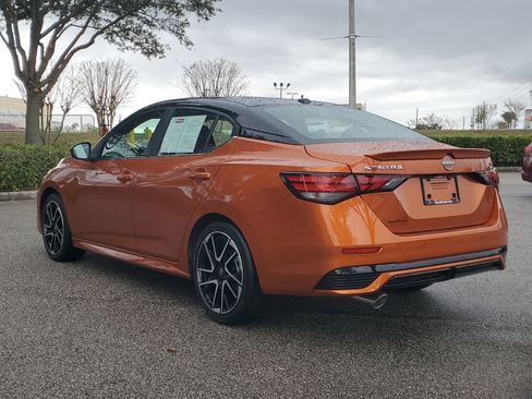 Used 2025 Nissan Sentra SR image 8