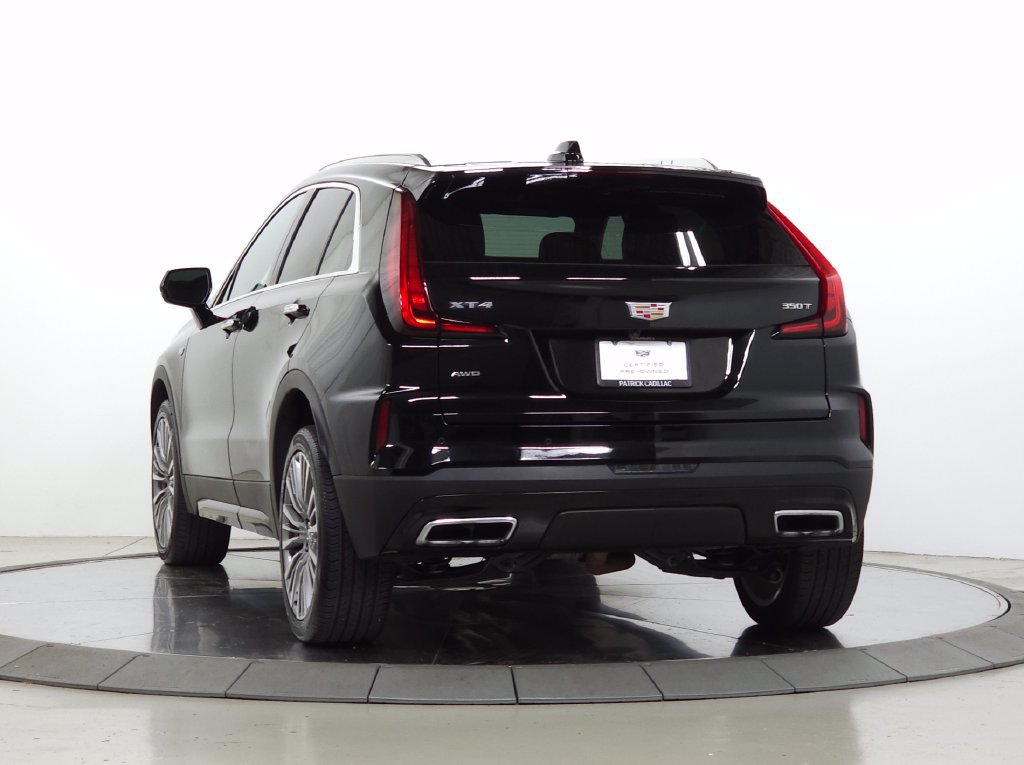 Used 2024 Cadillac XT4 Premium Luxury AWD/4WD image 3