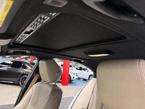 Used 2017 BMW 330i Sedan RWD image 37