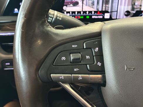 Used 2022 Cadillac Escalade Sport RWD image 35