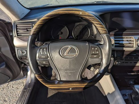 Used 2013 Lexus LS 460 AWD w/ Comfort Pkg image 15