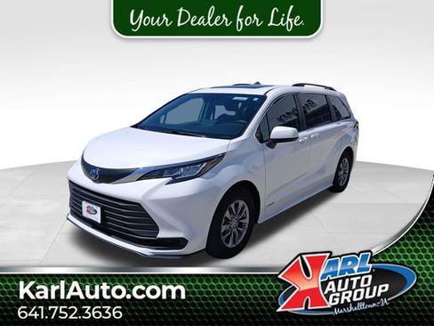 Used 2021 Toyota Sienna LE w/ LE Plus Package AWD/4WD image 1
