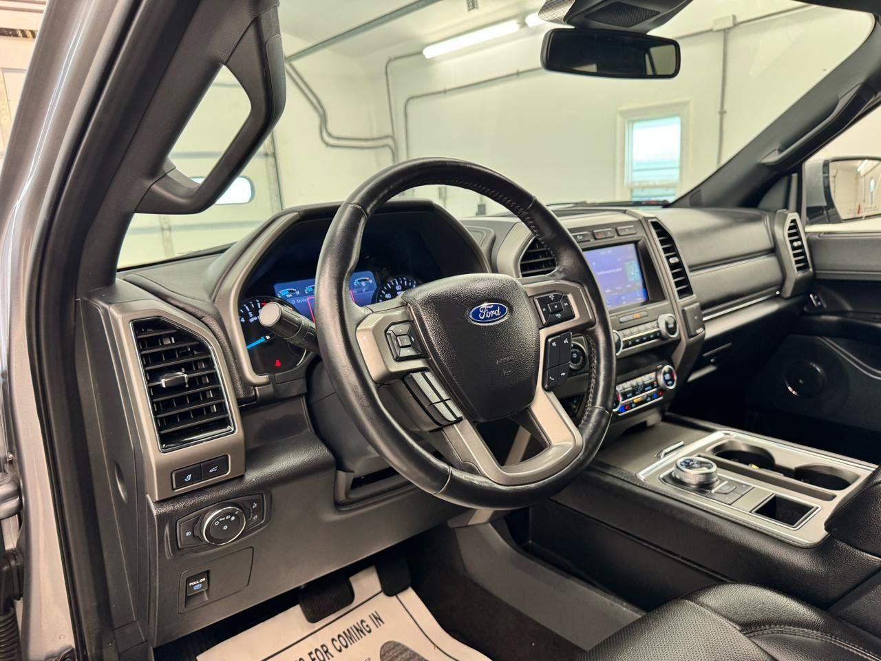Used 2021 Ford Expedition XLT RWD image 15
