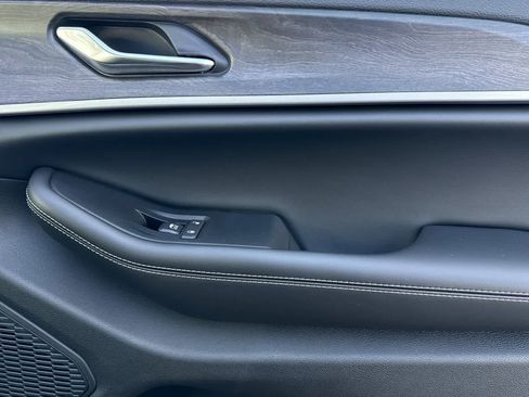 New 2026 Jeep Grand Cherokee Altitude AWD/4WD image 19