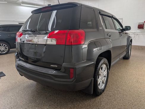 Used 2017 GMC Terrain SLE AWD/4WD image 4