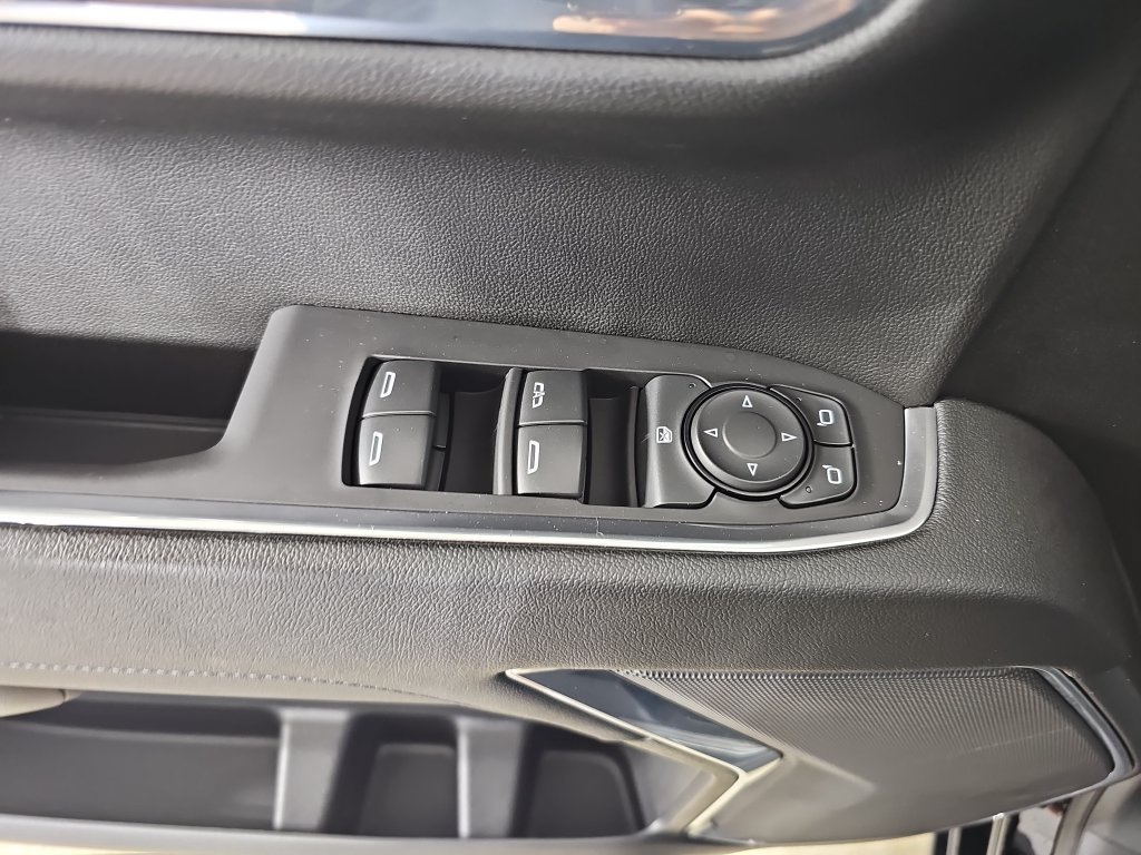 Certified 2023 Chevrolet Silverado 1500 LT AWD/4WD image 33