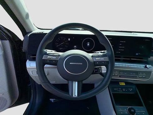 Certified 2026 Hyundai Kona Limited FWD image 11