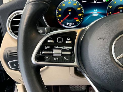 Certified 2022 Mercedes-Benz GLC 300 image 23