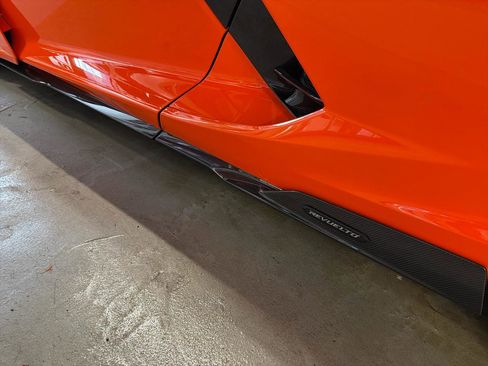 Used 2024 Lamborghini Revuelto image 18