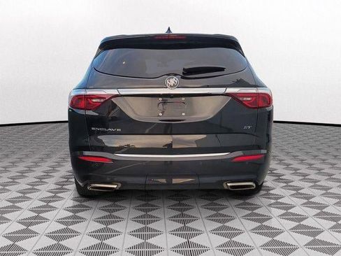 Used 2024 Buick Enclave Essence w/ Sport Touring Edition FWD image 5