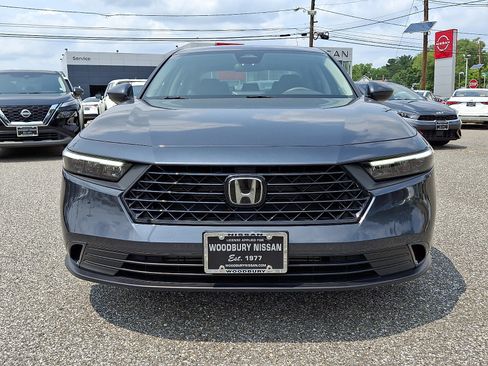 Used 2023 Honda Accord EX image 2